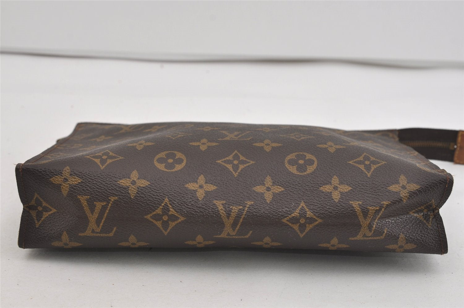 Auth Louis Vuitton Monogram Poche Toilette 26 Cosmetics Pouch Old Model LV 0875I