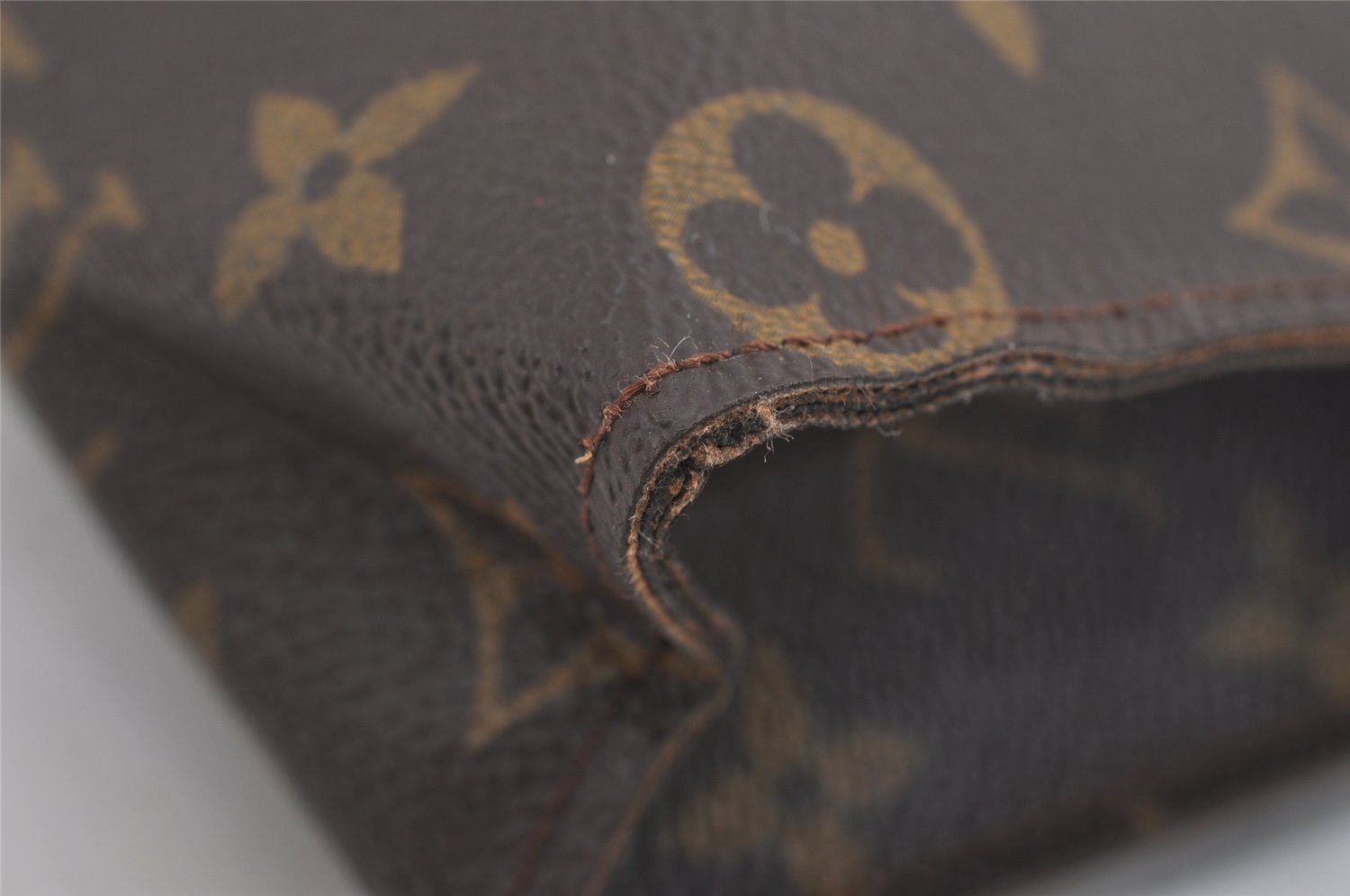 Auth Louis Vuitton Monogram Poche Toilette 26 Cosmetics Pouch Old Model LV 0875I