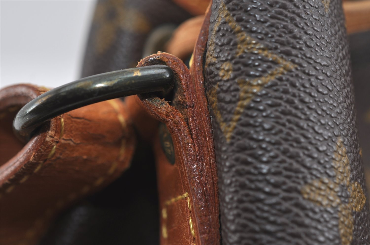 Authentic Louis Vuitton Monogram Petit Noe M42226 Shoulder Drawstring Bag 0881I