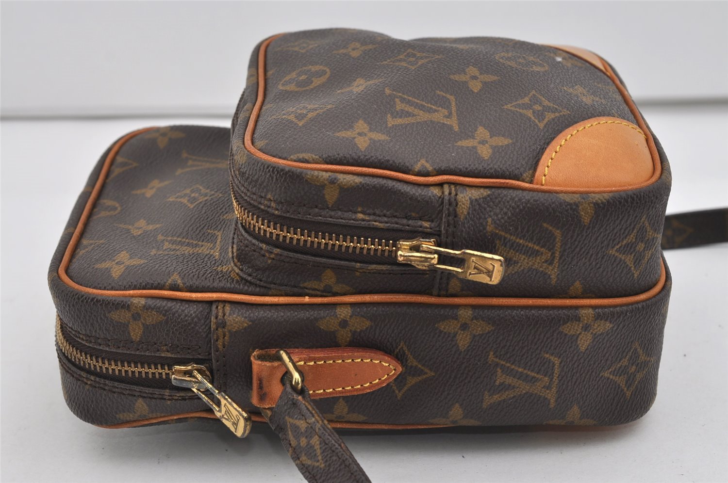 Authentic Louis Vuitton Monogram Amazone Shoulder Cross Body Bag M45236 LV 0884I