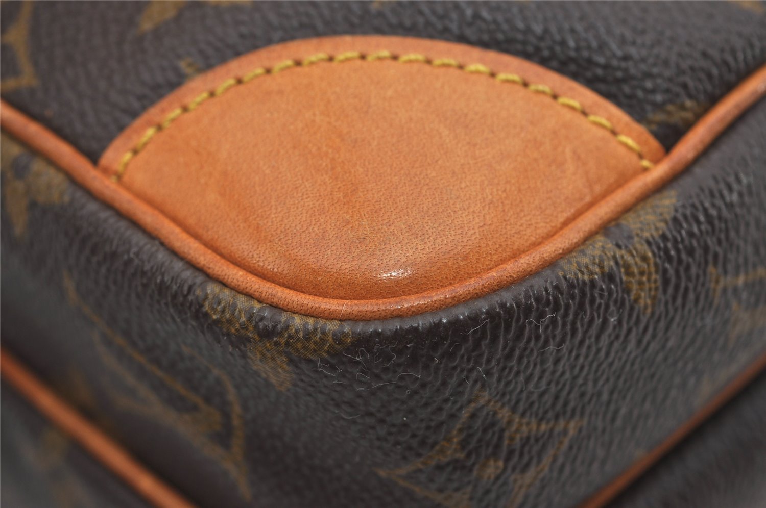 Authentic Louis Vuitton Monogram Amazone Shoulder Cross Body Bag M45236 LV 0884I