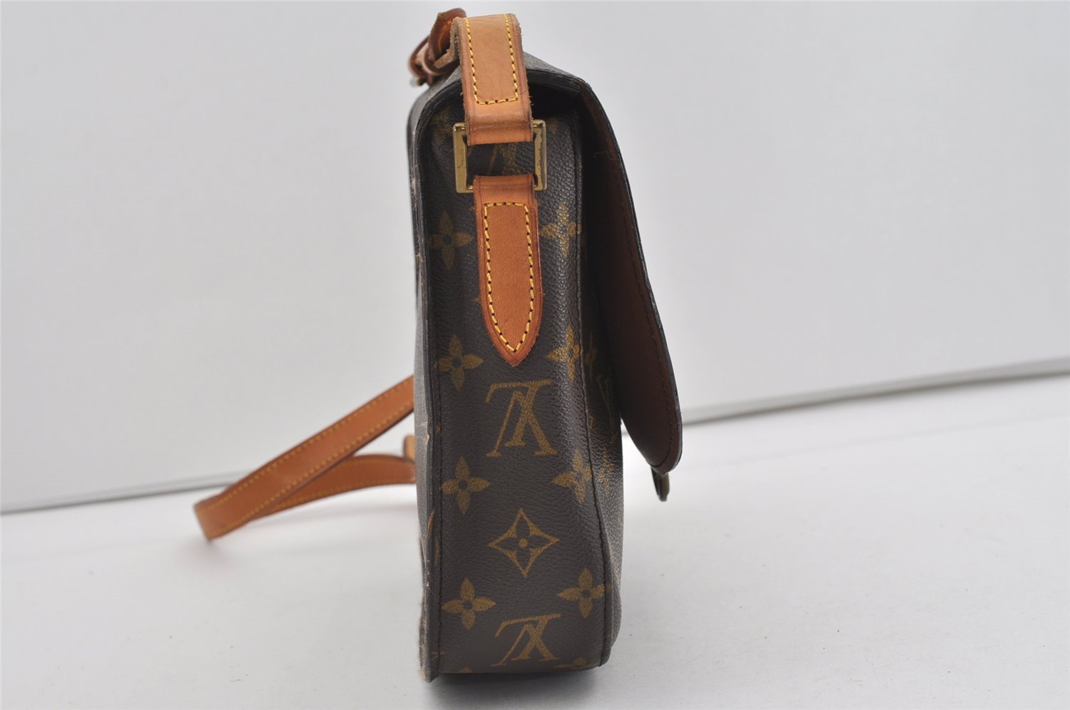 Authentic Louis Vuitton Monogram Saint Cloud GM M51242 Shoulder Cross Bag 0888I