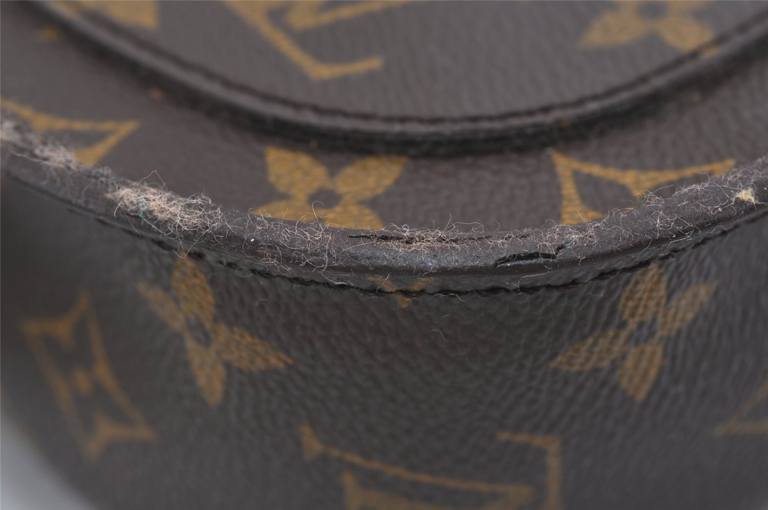 Authentic Louis Vuitton Monogram Saint Cloud GM M51242 Shoulder Cross Bag 0888I