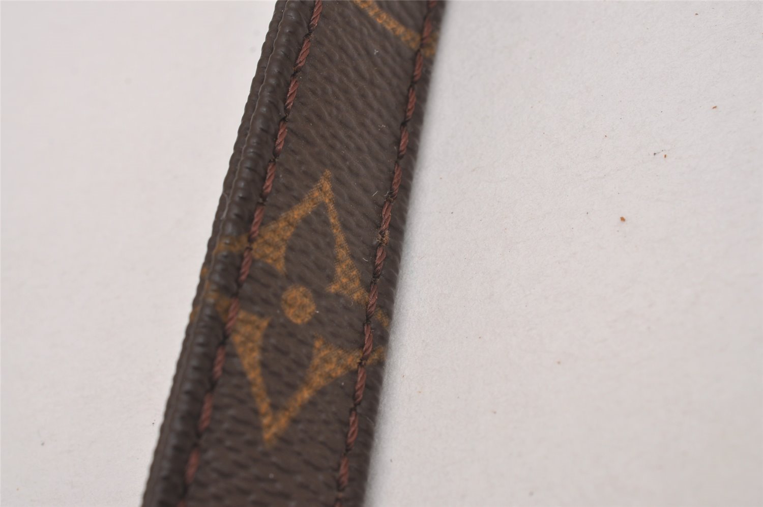 Authentic Louis Vuitton Monogram Shoulder Strap 38.2