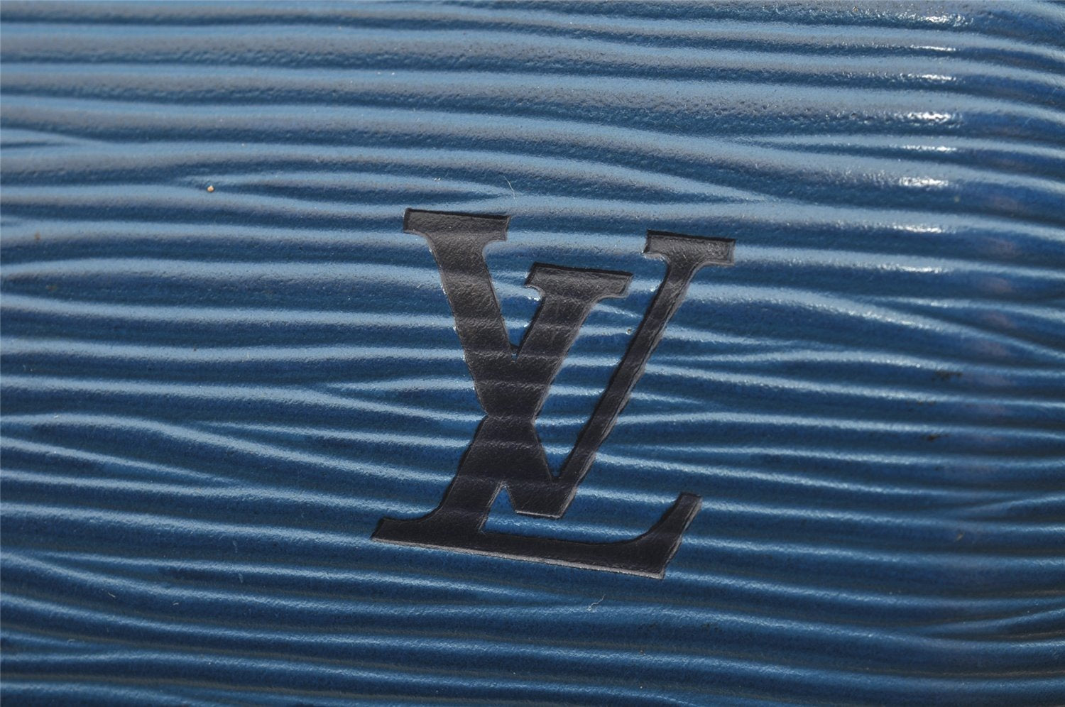 Authentic Louis Vuitton Epi Soufflot Hand Bag Blue M52225 LV 0897I