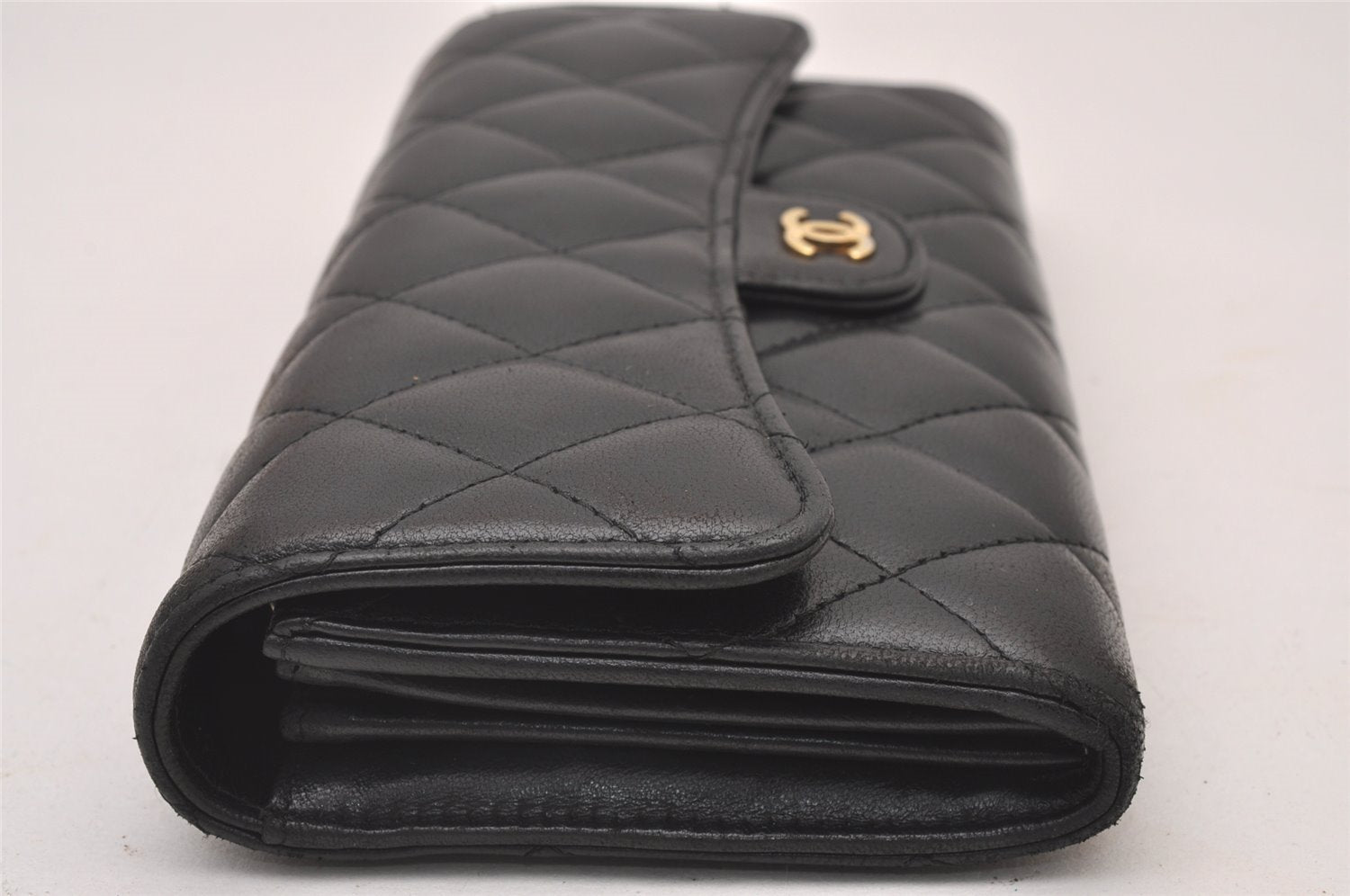 Authentic CHANEL Lamb Skin Matelasse Long Wallet Purse Black CC Box 0904I