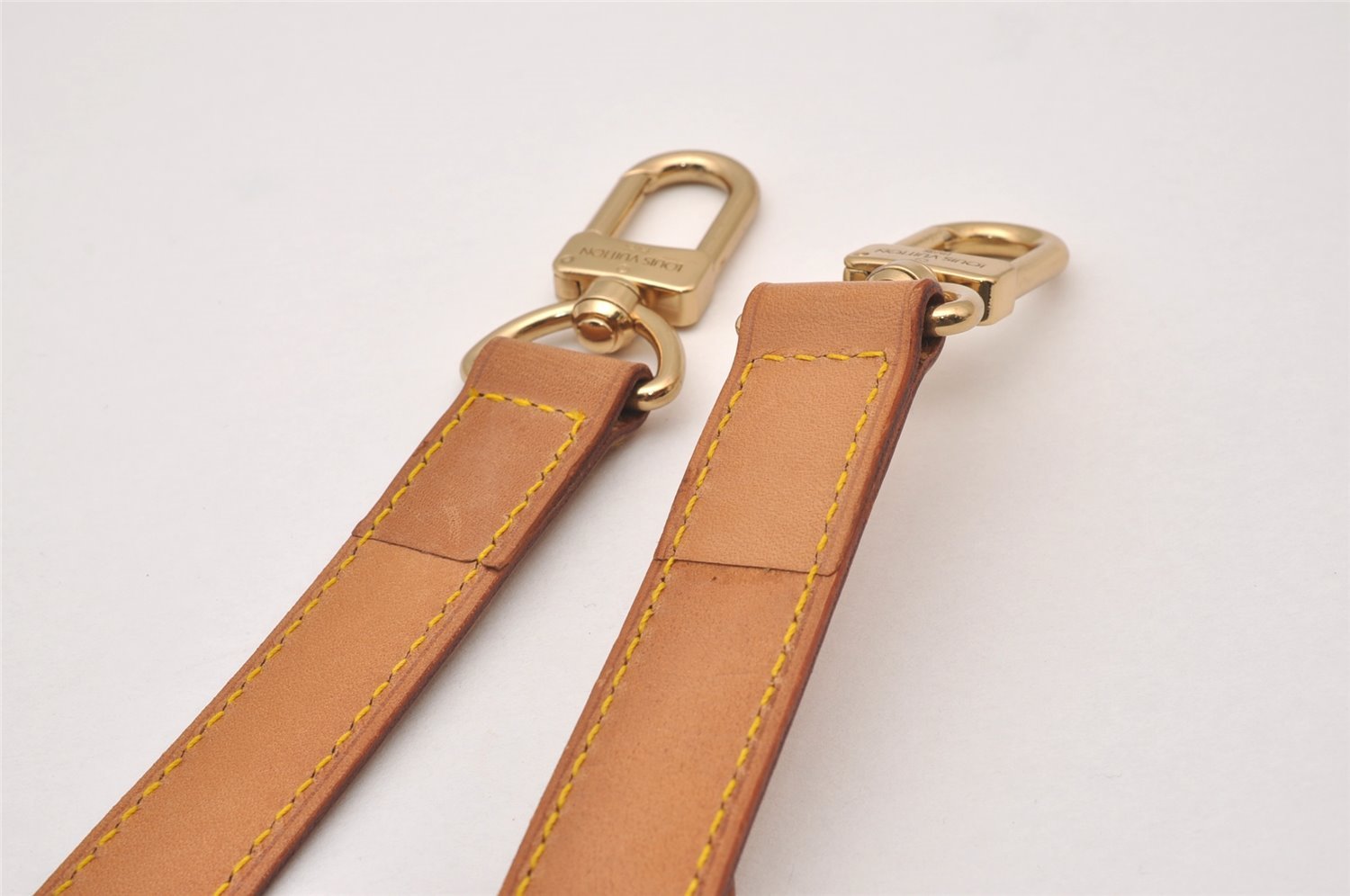 Authentic Louis Vuitton Leather Shoulder Strap Beige 35.8-42.5