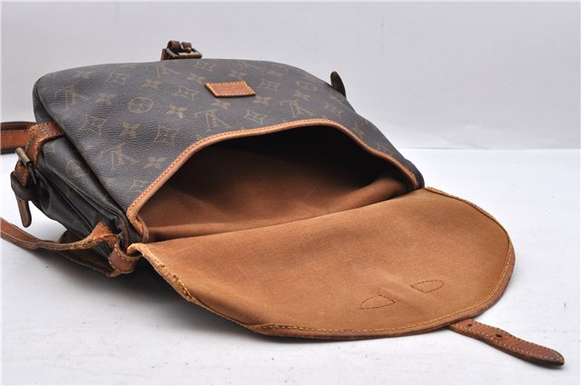 Auth Louis Vuitton Monogram Saumur 30 Shoulder Cross Body Bag M42256 LV 0909D