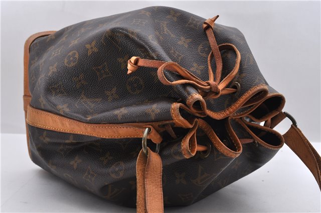 Authentic Louis Vuitton Monogram Noe Shoulder Bag M42224 LV 0910D