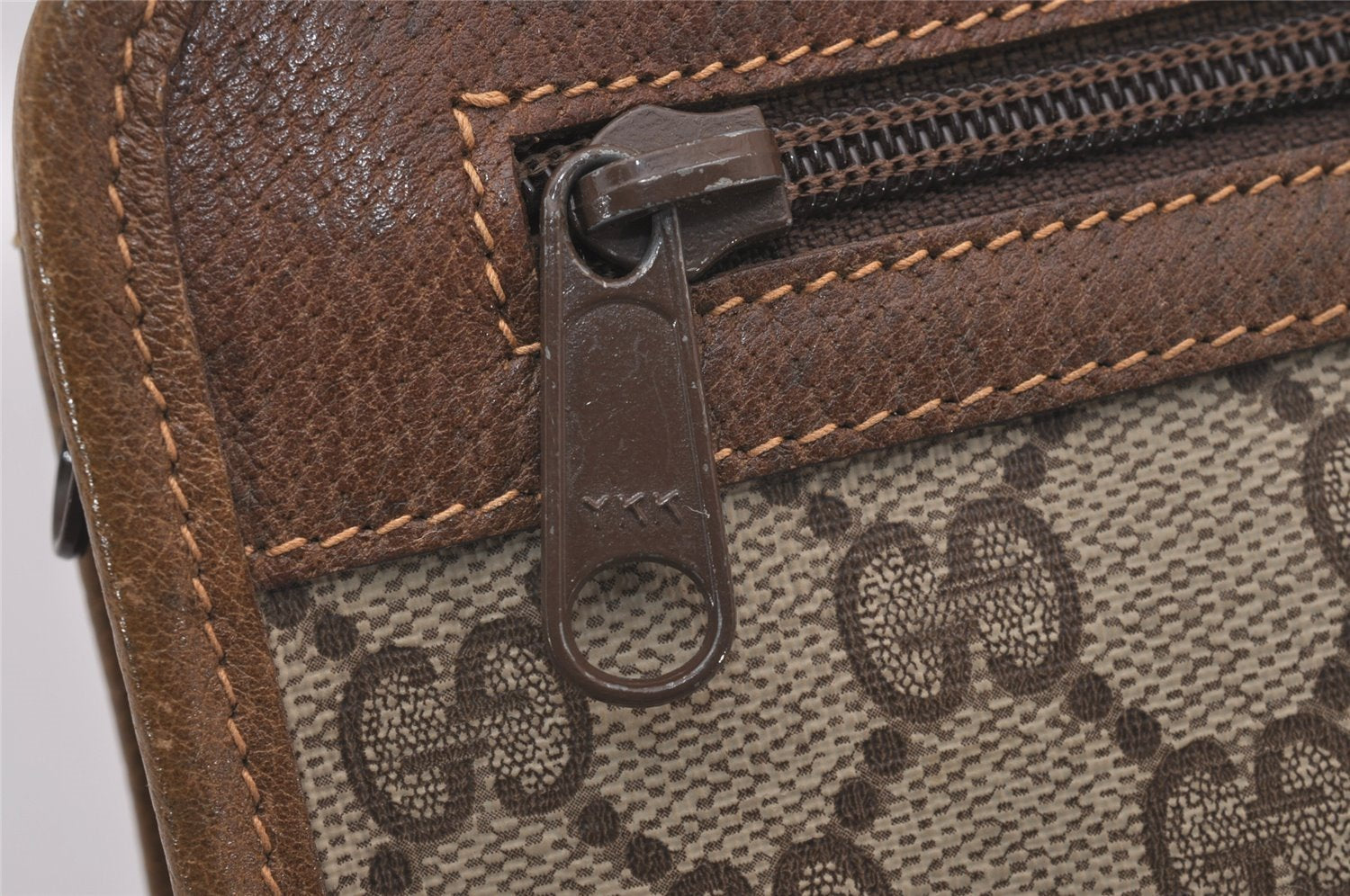 Authentic GUCCI Vintage Clutch Hand Bag Purse GG PVC Leather Brown 0926I