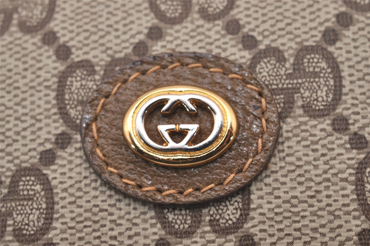 Authentic GUCCI Vintage Clutch Hand Bag Purse GG PVC Leather Brown 0926I