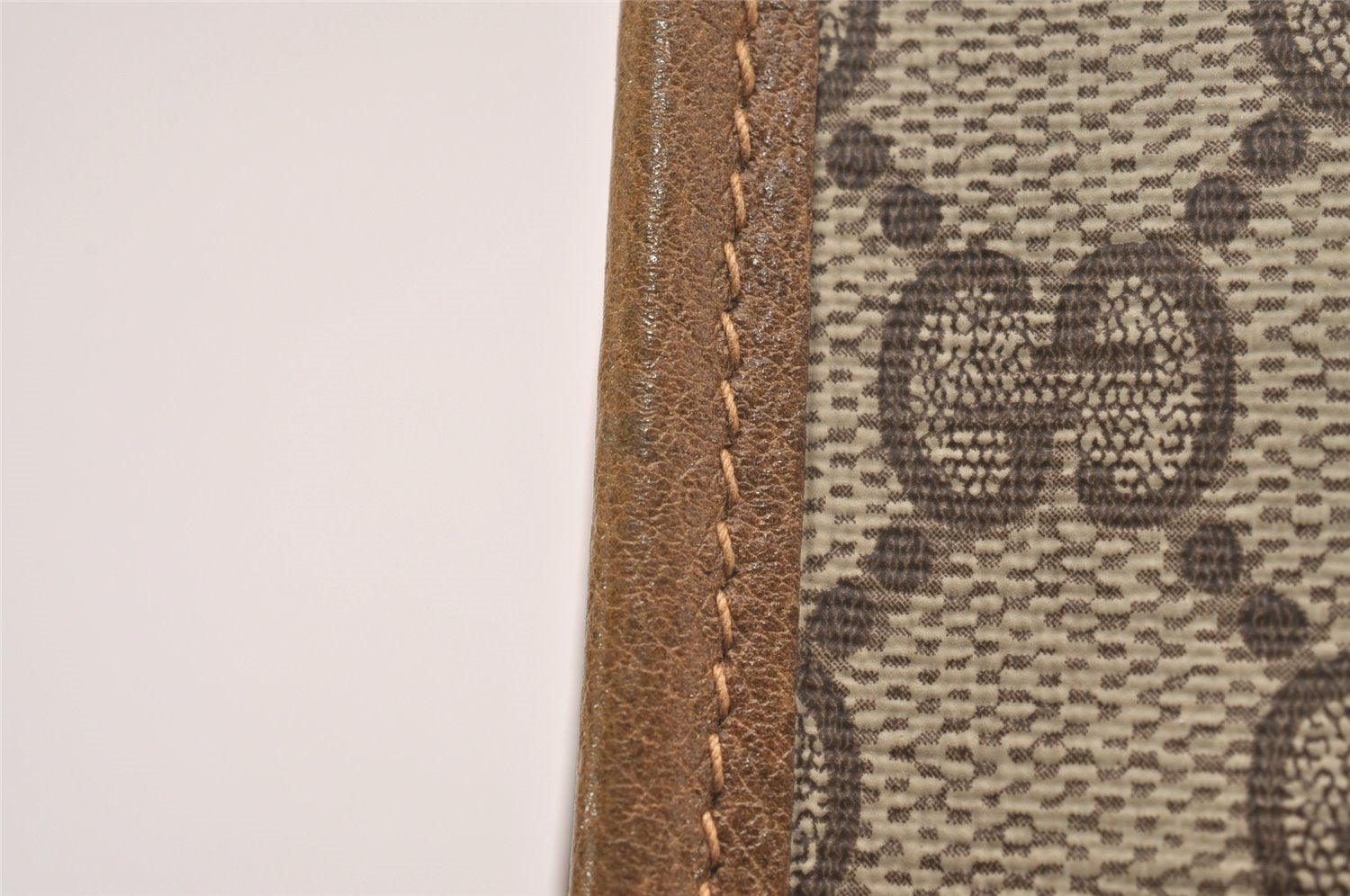 Authentic GUCCI Vintage Clutch Hand Bag Purse GG PVC Leather Brown 0926I