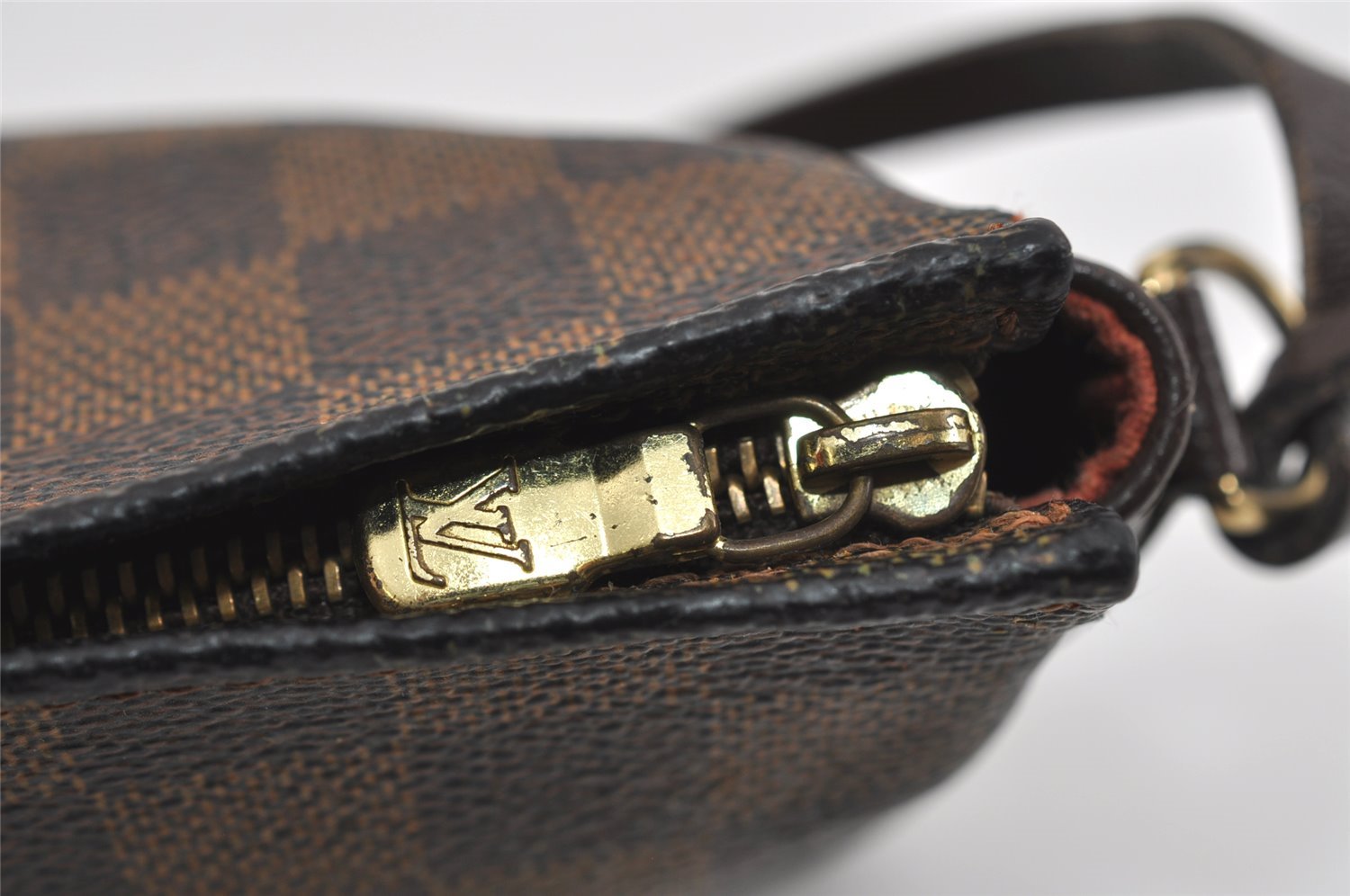 Authentic Louis Vuitton Damier Trousse Makeup Hand Bag Pouch N51982 LV 0939I