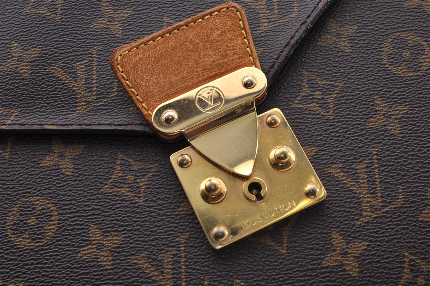 Authentic Louis Vuitton Monogram Serviette Conseiller Briefcase M53331 LV 0950I