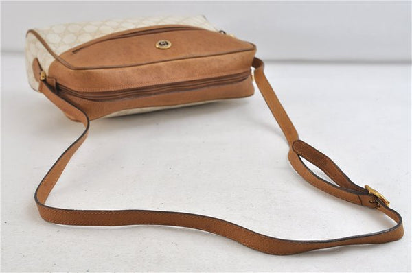 Authentic GUCCI Shoulder Cross Body Bag Purse GG PVC Leather Beige Ivory 0956D