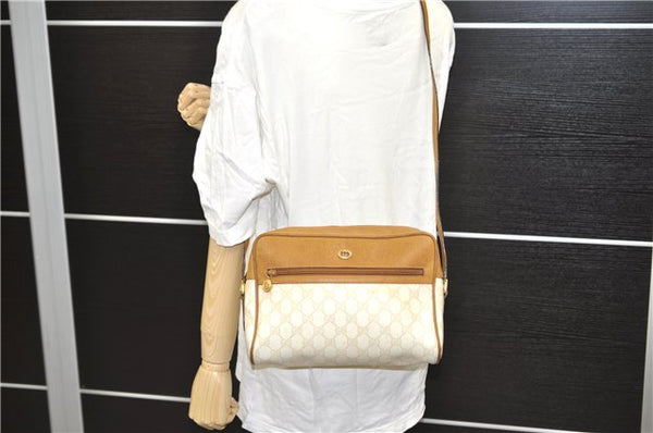 Authentic GUCCI Shoulder Cross Body Bag Purse GG PVC Leather Beige Ivory 0956D