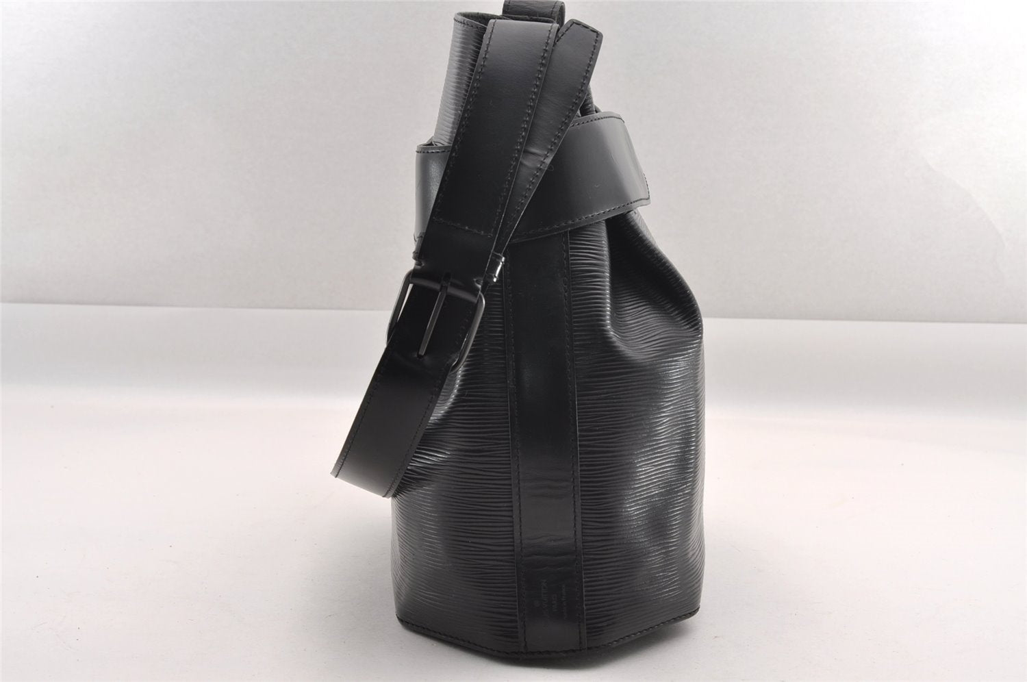 Auth Louis Vuitton Epi Sac De Paule PM Shoulder Cross Bag Black M80157 LV 0956I