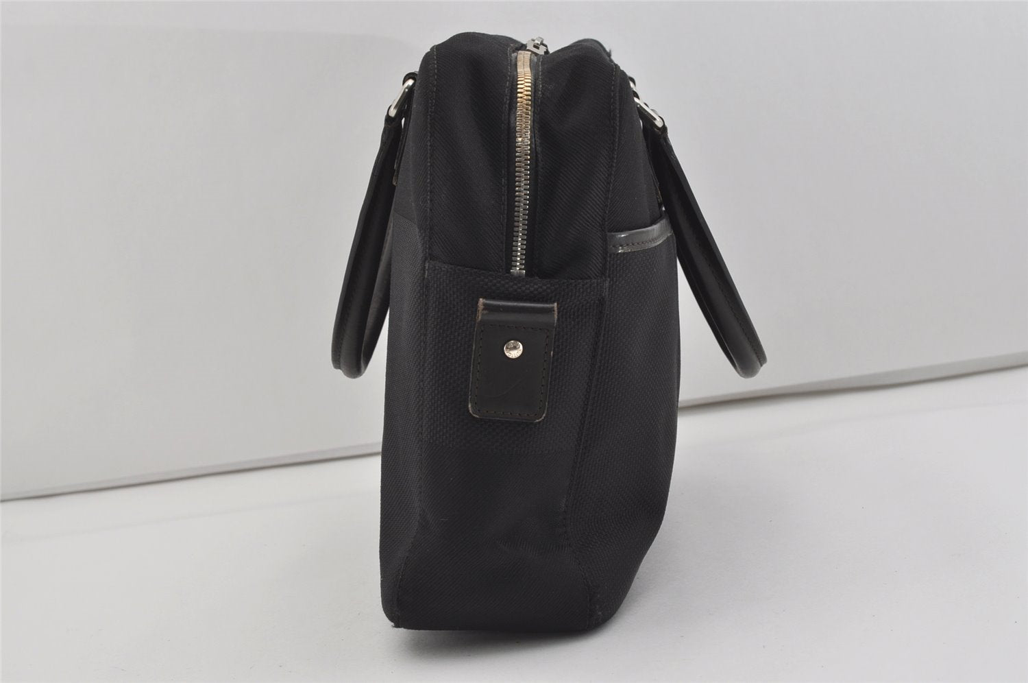 Authentic Louis Vuitton Damier Geant Yack Briefcase Black M93082 LV 0957I