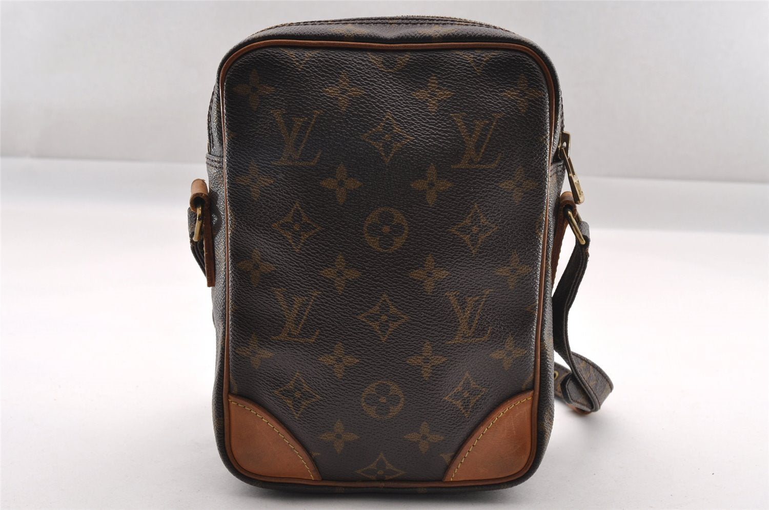 Authentic Louis Vuitton Monogram Amazone Shoulder Cross Body Bag M45236 LV 0960I