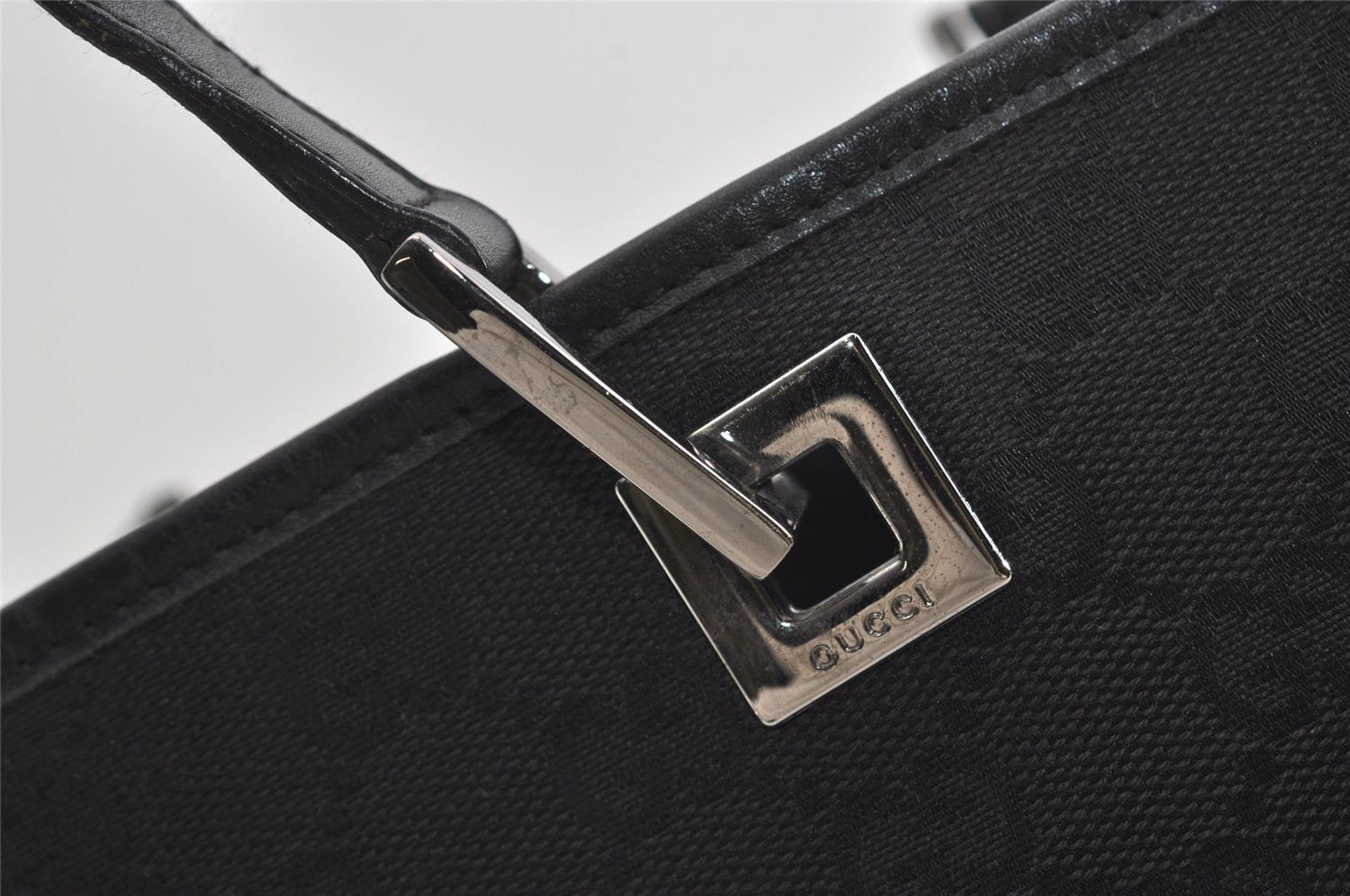 Authentic GUCCI Vintage Shoulder Tote Bag GG Canvas Leather 31243 Black 0965I