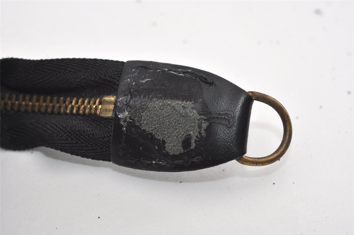 Authentic Louis Vuitton Epi Pochette Accessoires Pouch Black M52942 LV 1005I