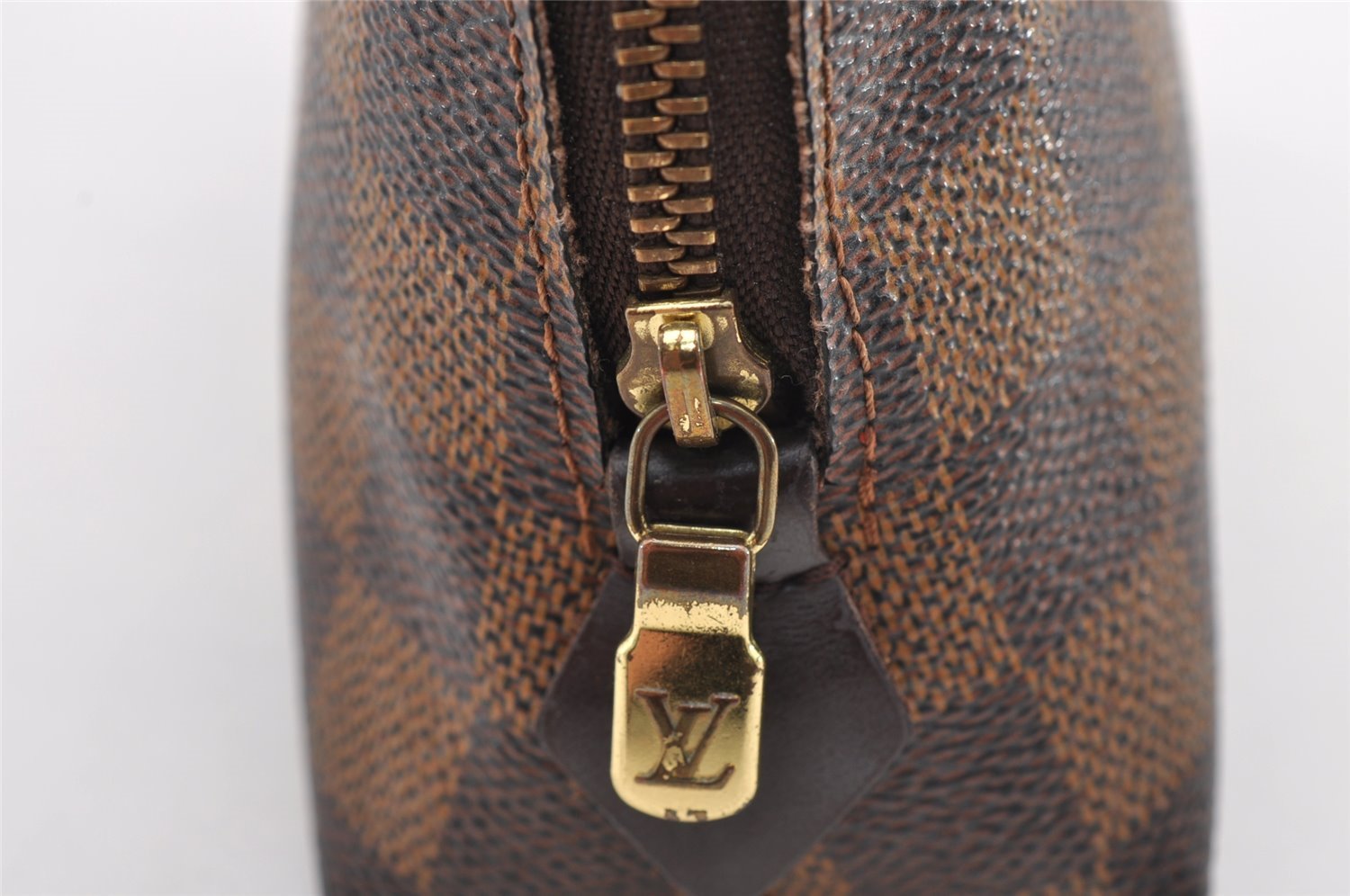 Authentic Louis Vuitton Damier Pochette Cosmetic PM Pouch N47516 LV 1016I