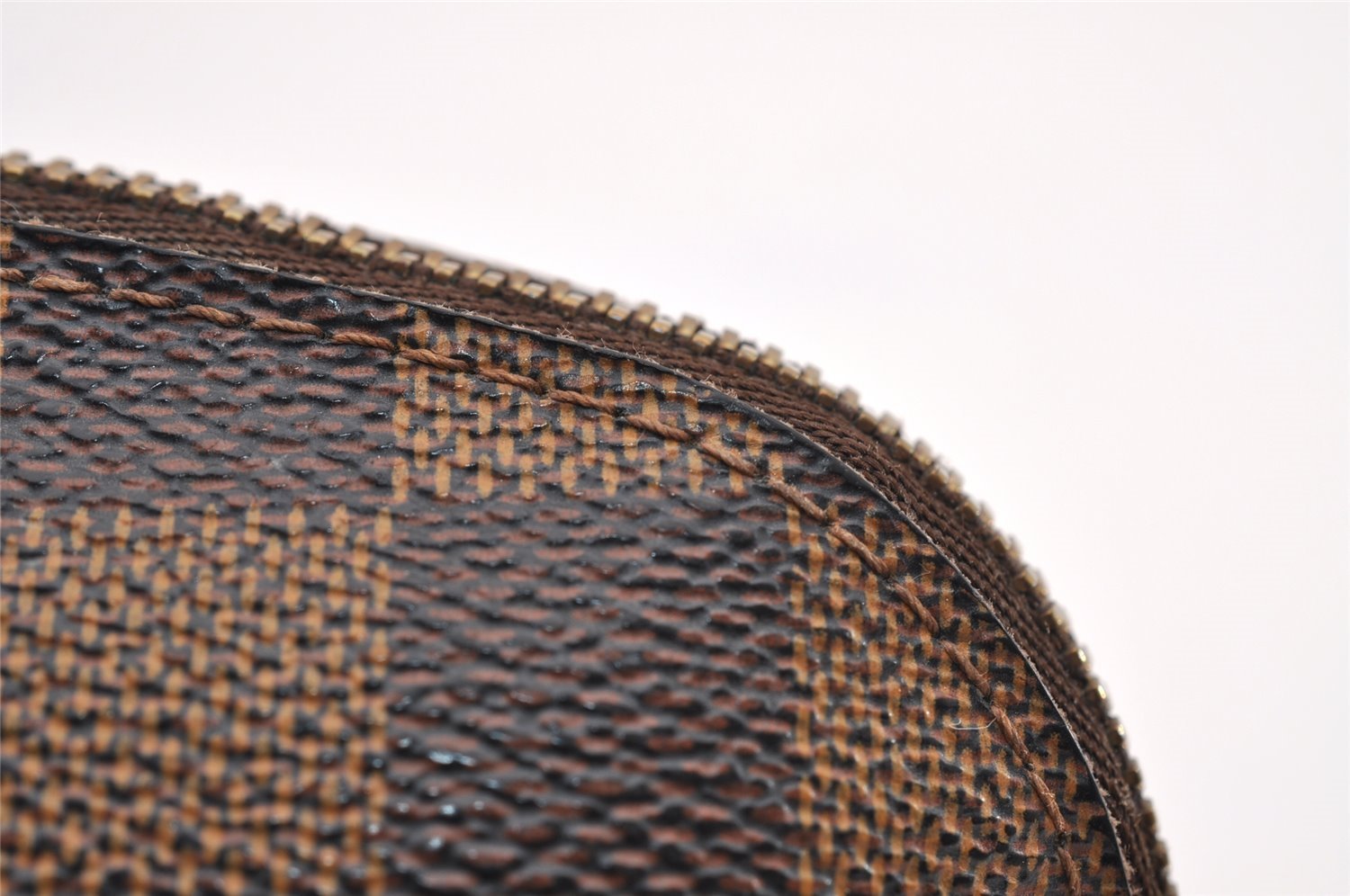 Authentic Louis Vuitton Damier Pochette Cosmetic PM Pouch N47516 LV 1016I