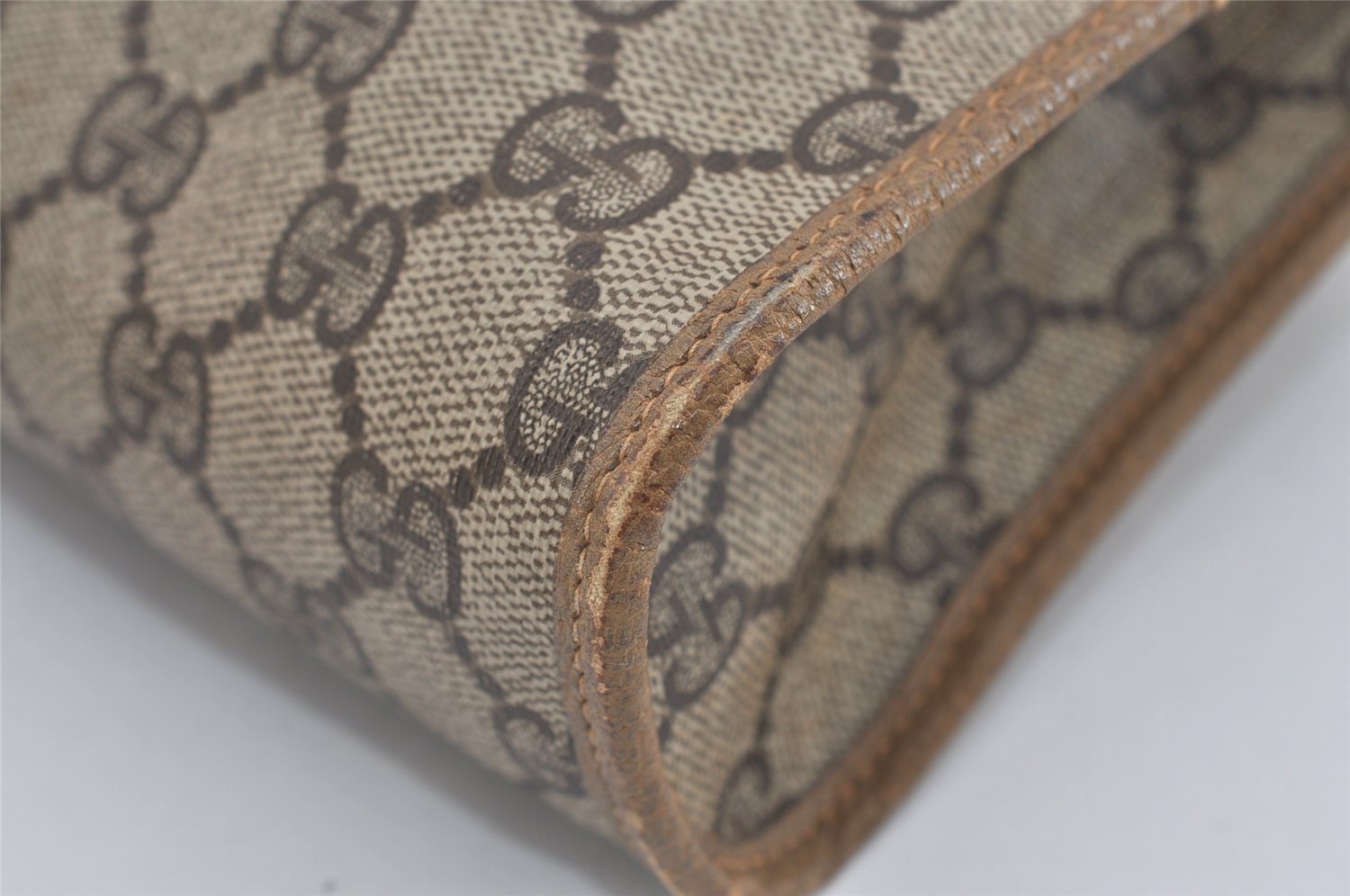 Authentic GUCCI Vintage Clutch Hand Bag Purse GG PVC Leather Brown 1029I