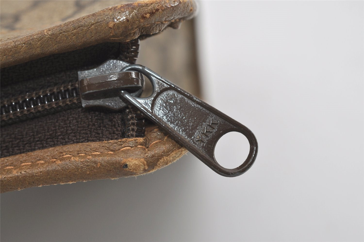 Authentic GUCCI Vintage Clutch Hand Bag Purse GG PVC Leather Brown 1029I