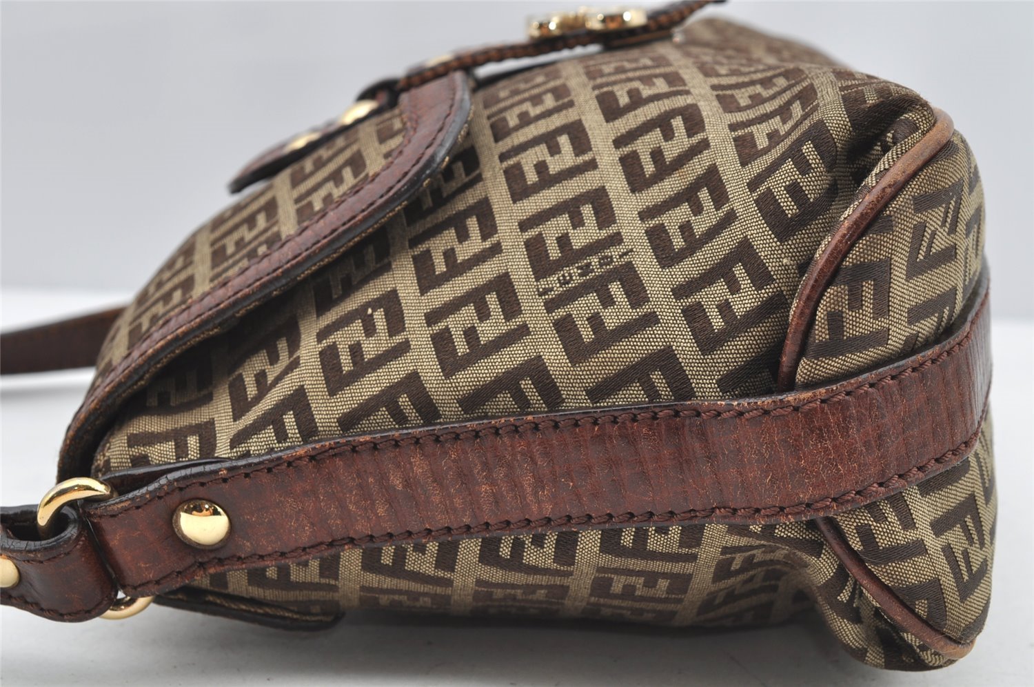 Authentic FENDI Zucchino Vintage Shoulder Bag Purse Canvas Leather Brown 1035I