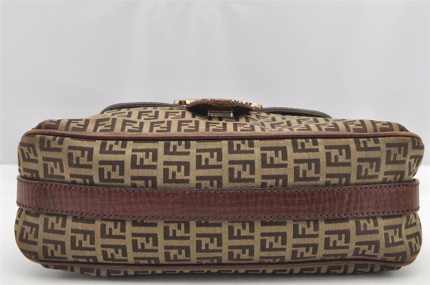Authentic FENDI Zucchino Vintage Shoulder Bag Purse Canvas Leather Brown 1035I