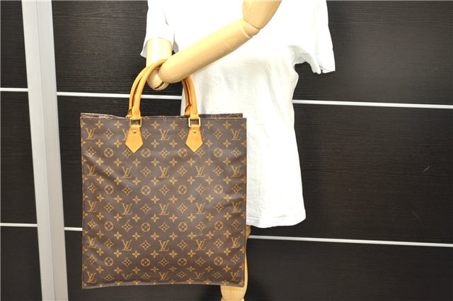 Authentic Louis Vuitton Monogram Sac Plat Hand Bag M51140 LV 1052D