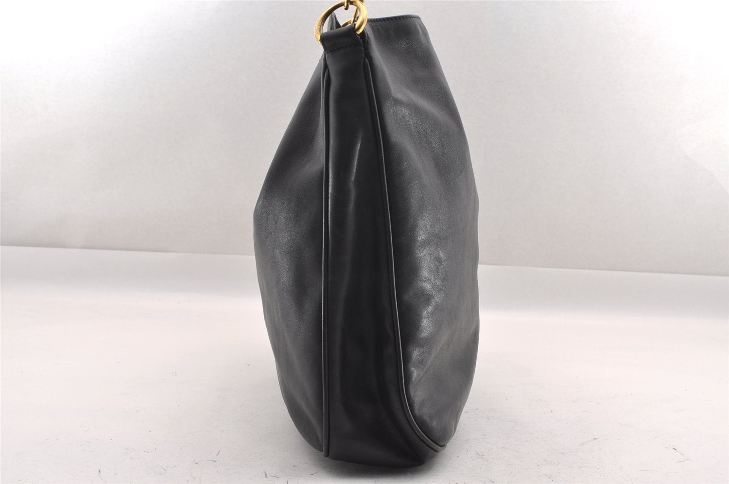 Authentic GUCCI Vintage Bamboo 2Way Shoulder Bag Leather Black Junk 1052I