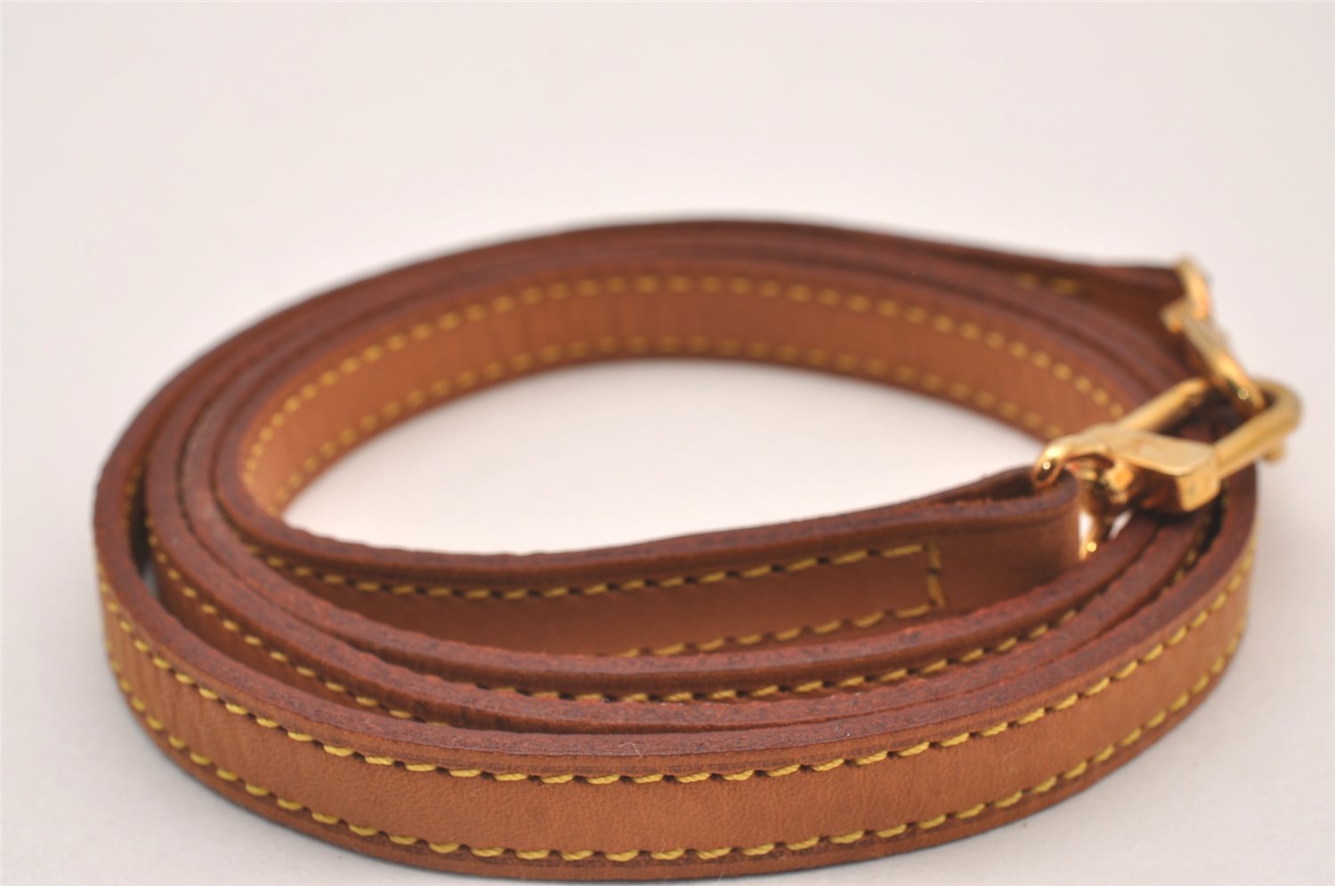 Authentic Louis Vuitton Leather Shoulder Strap Beige 46.5