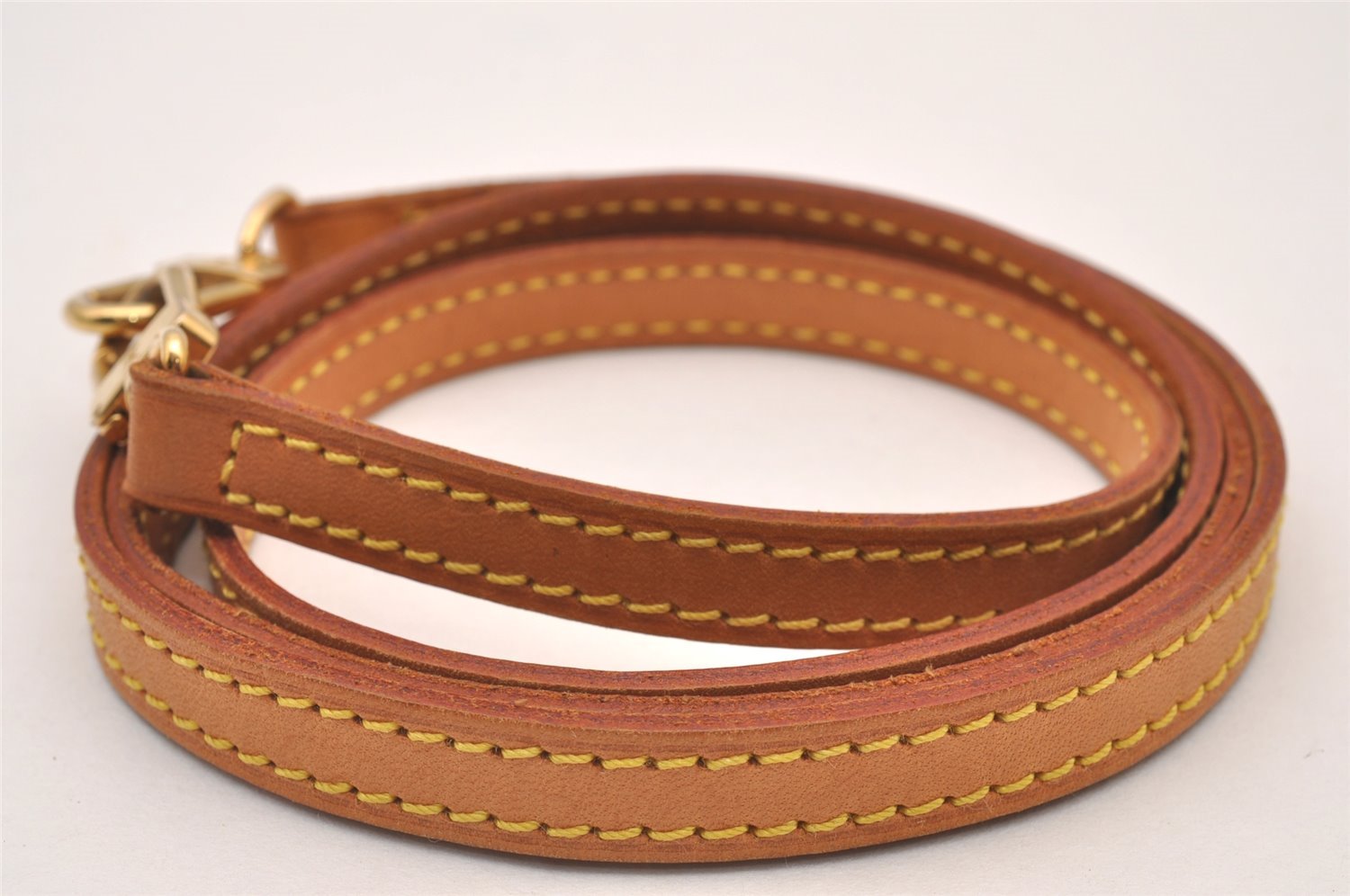 Authentic Louis Vuitton Leather Shoulder Strap Beige 45.1