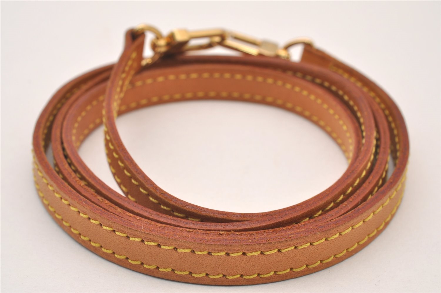 Authentic Louis Vuitton Leather Shoulder Strap Beige 45.1