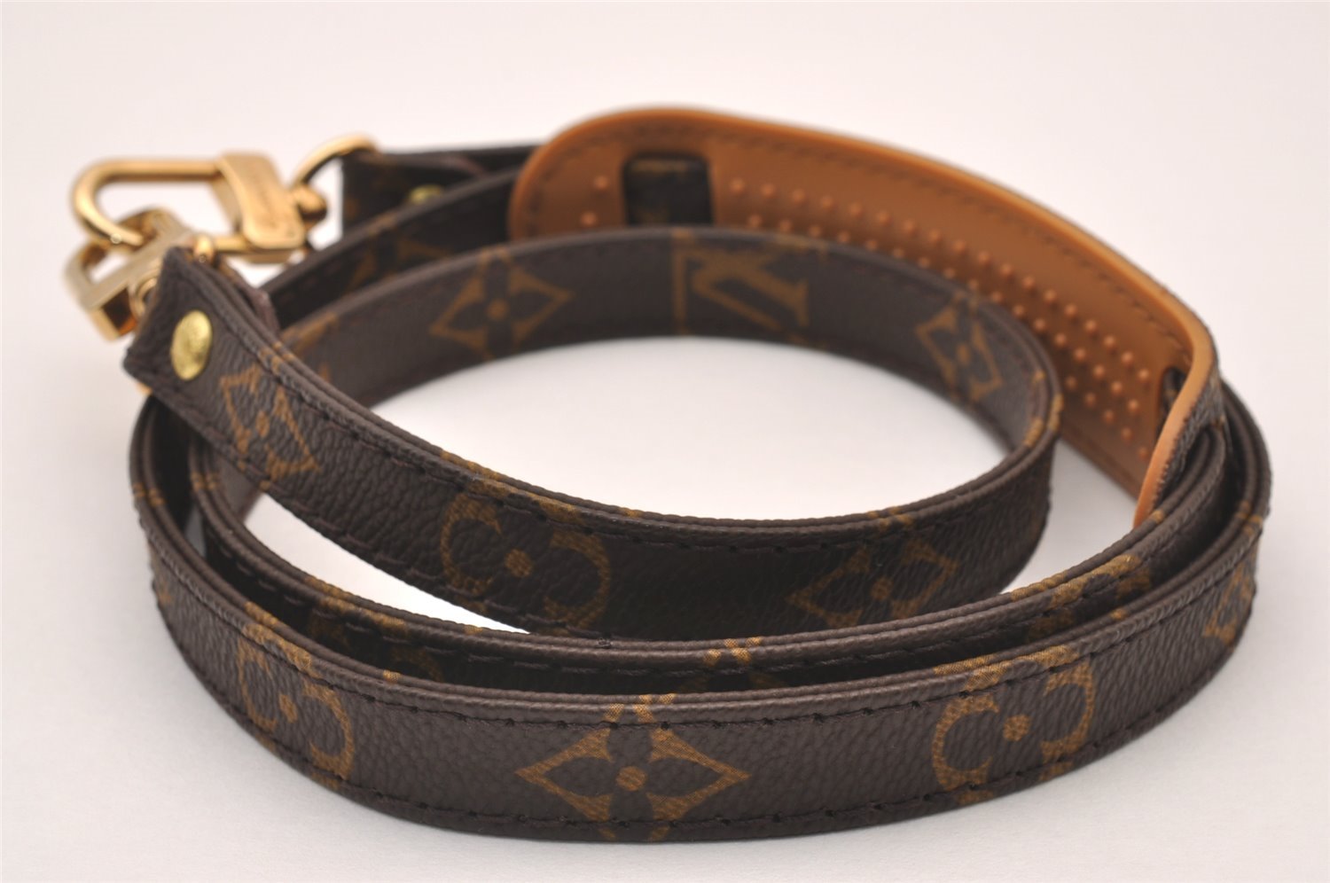 Authentic Louis Vuitton Monogram Shoulder Strap 46.1