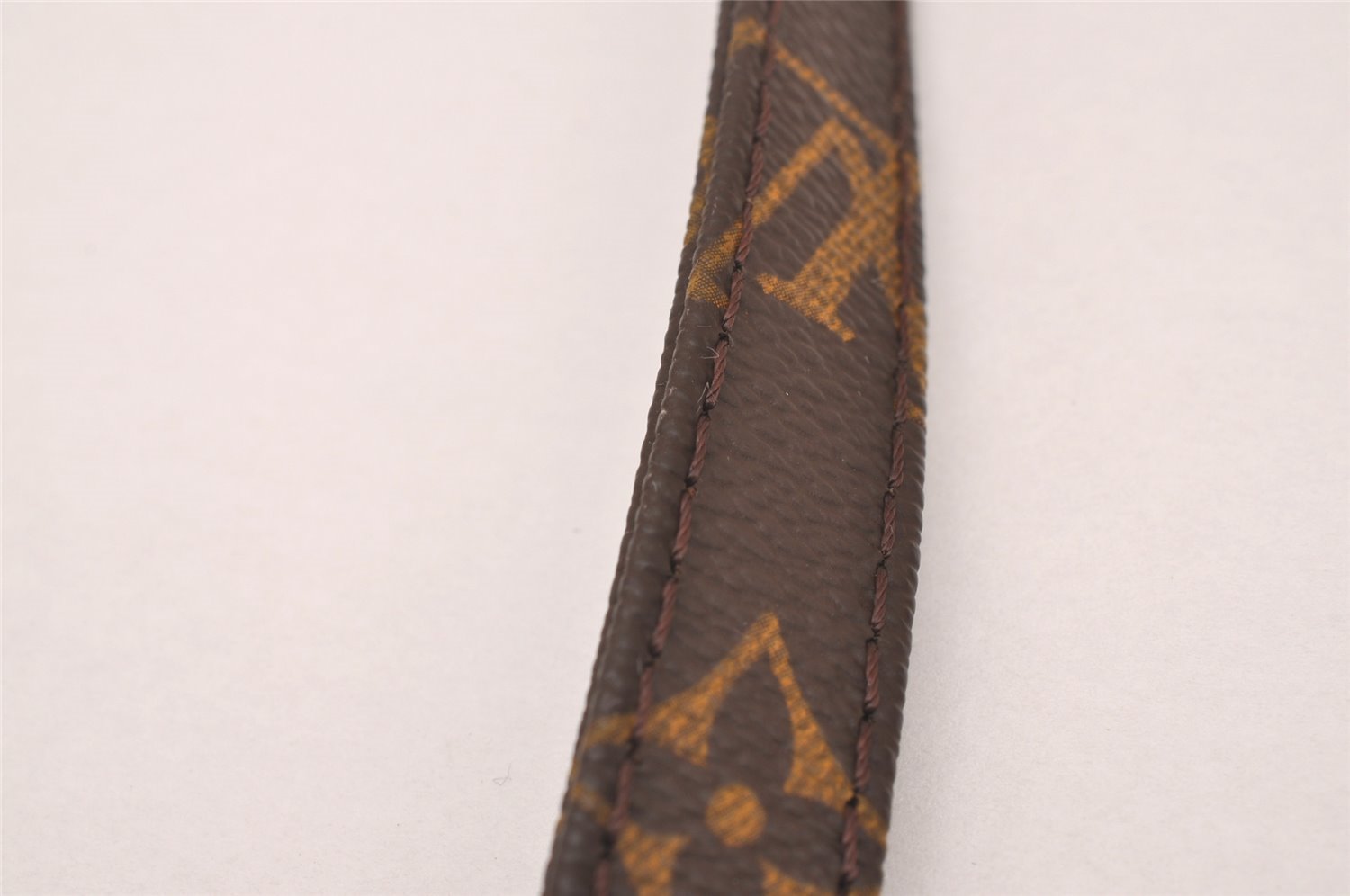 Authentic Louis Vuitton Monogram Shoulder Strap 46.1