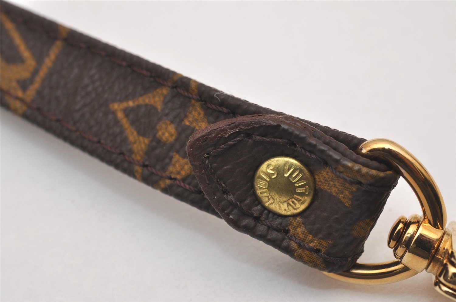 Authentic Louis Vuitton Monogram Shoulder Strap 46.1