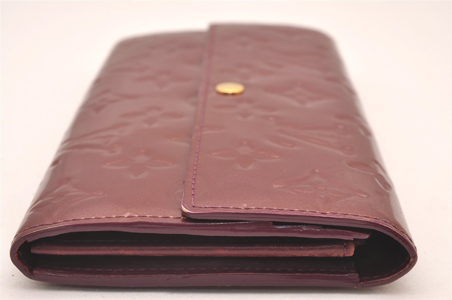 Authentic Louis Vuitton Vernis Portefeuille Sarah Wallet Purple M93577 LV 1076I