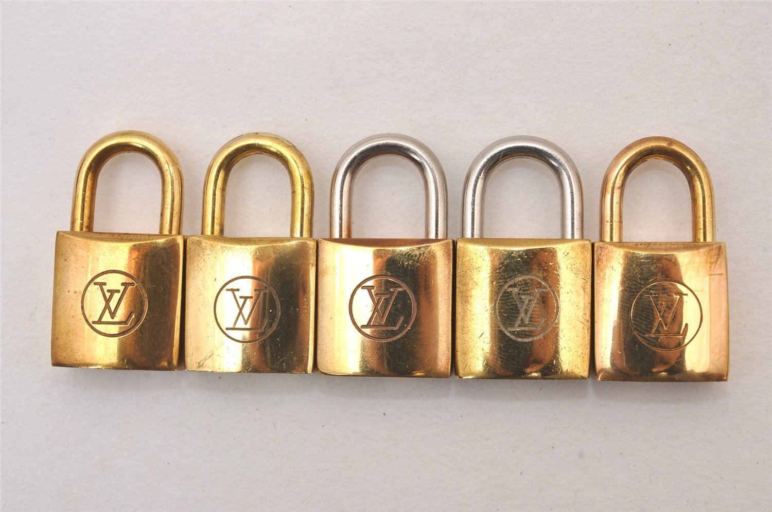 Authentic Louis Vuitton Padlock 10Set Old Model LV 1081I