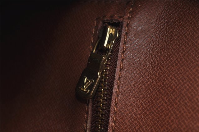 Authentic Louis Vuitton Monogram Saint Cloud GM M51242 Shoulder Cross Bag 1083G