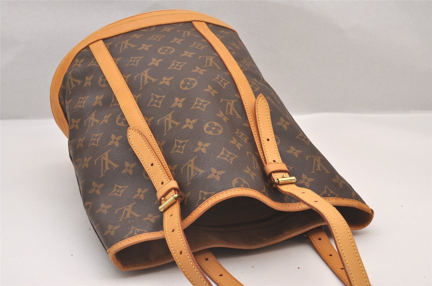 Authentic Louis Vuitton Monogram Bucket GM Shoulder Tote Bag M42236 Junk 1108I