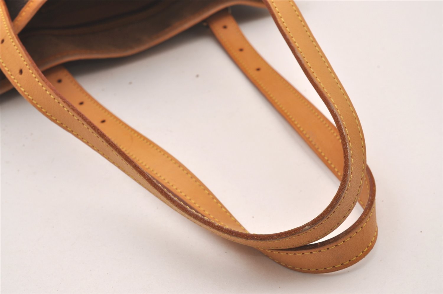 Authentic Louis Vuitton Monogram Bucket GM Shoulder Tote Bag M42236 Junk 1108I