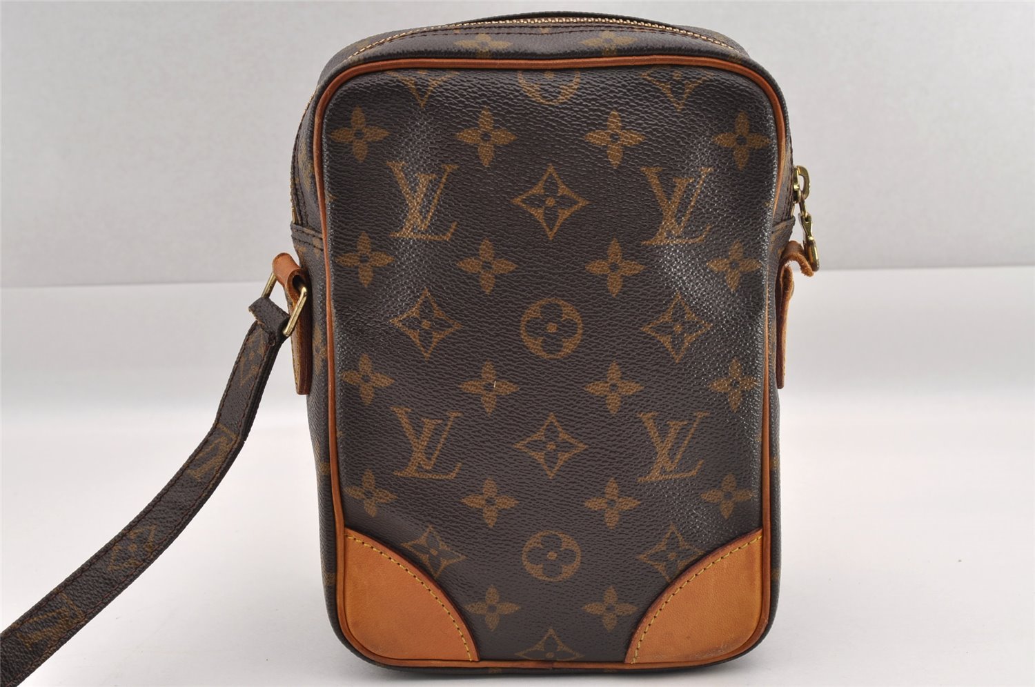 Authentic Louis Vuitton Monogram Amazone Shoulder Cross Bag M45236 Junk 1114I