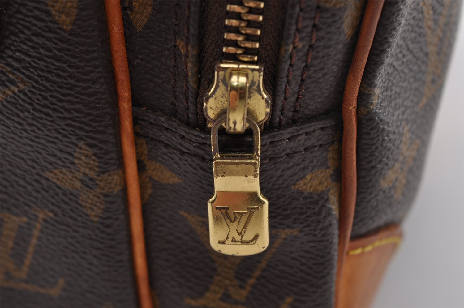 Authentic Louis Vuitton Monogram Amazone Shoulder Cross Bag M45236 Junk 1114I