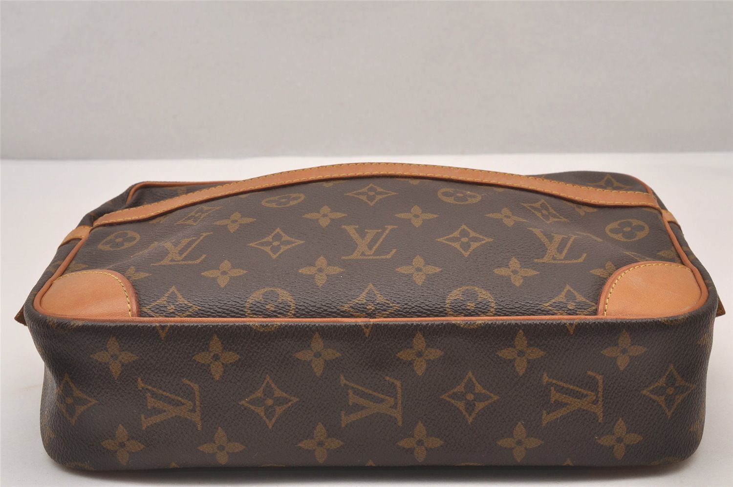 Authentic Louis Vuitton Monogram Compiegne 28 Clutch Hand Bag M51845 LV 1115I