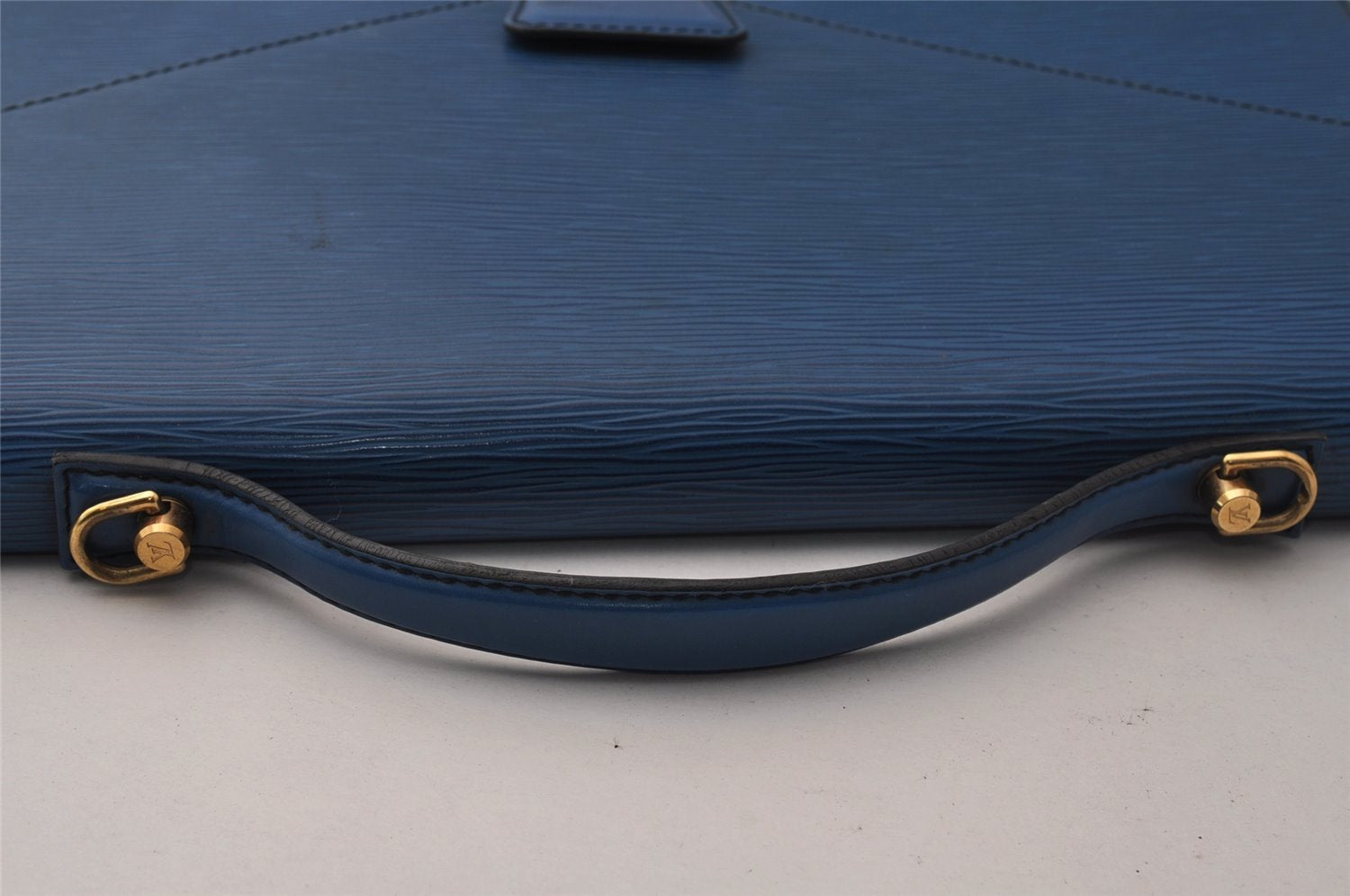 Authentic Louis Vuitton Epi Porte Documents Bandouliere SPO Briefcase Blue 1120I