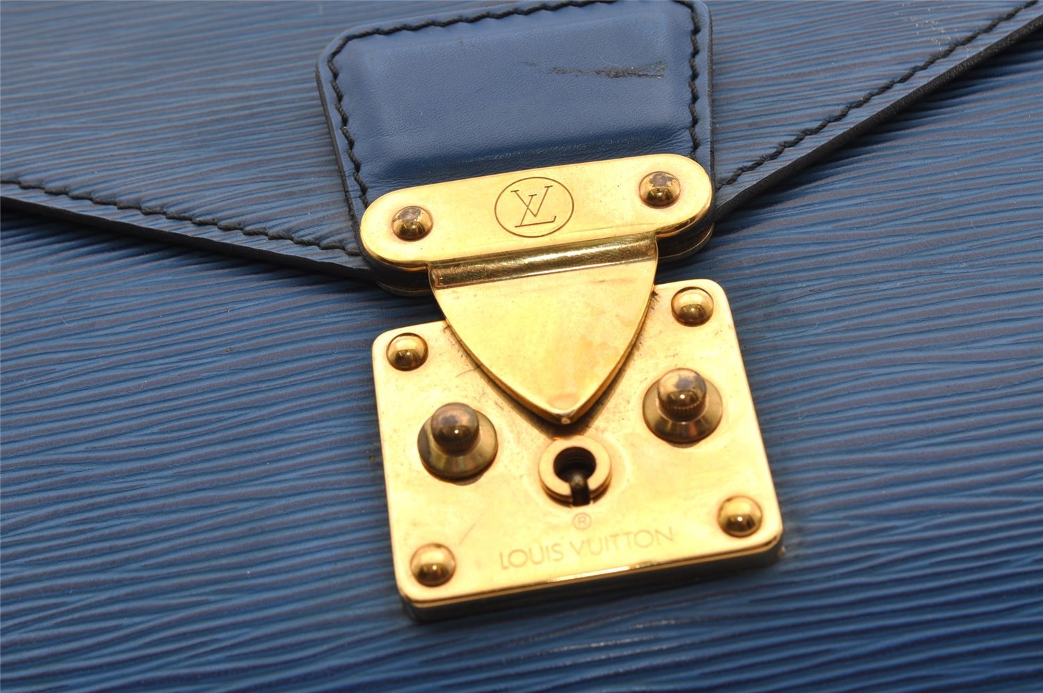 Authentic Louis Vuitton Epi Porte Documents Bandouliere SPO Briefcase Blue 1120I