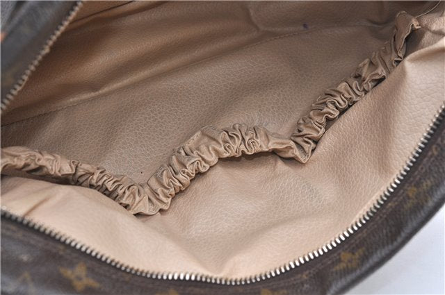 Auth Louis Vuitton Monogram Trousse Toilette 28 Clutch Hand Bag M47522 LV 1127G